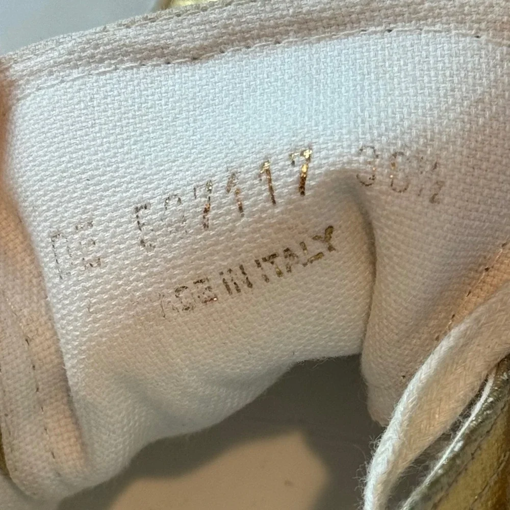 Distressed Calfskin Bedford Logo-Appliqued Hightop Sneakers 6.5 Gold Cream White